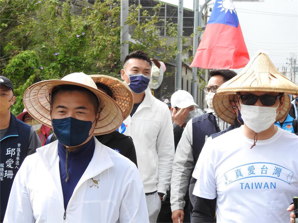 顏寬恒批朱立倫「硬要卡羅」!1句嘆對方「沒要想贏」:鐵支玩成吹牛