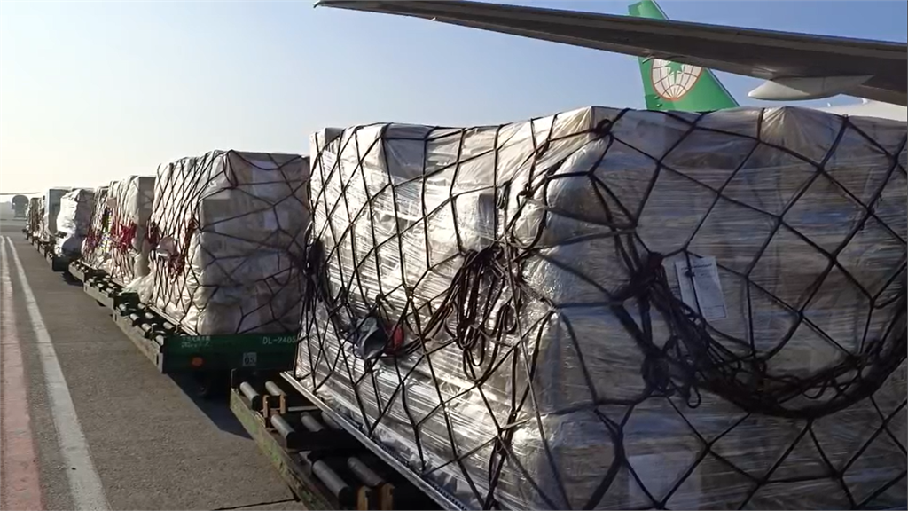 快新聞／17.6噸物資專機今早飛往土耳其　展現台灣超強組織救援實力