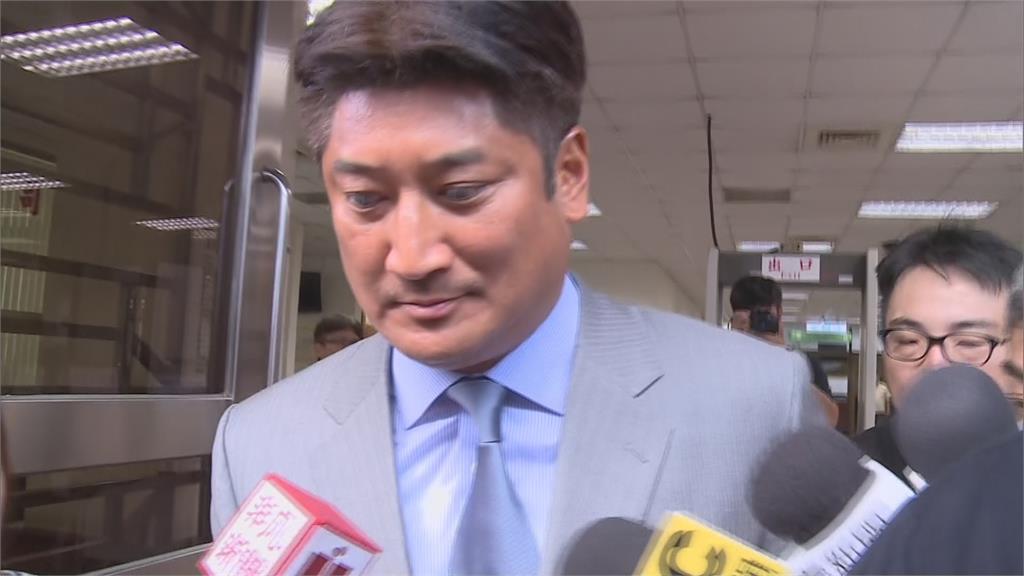 辜仲諒睽違17年重返金融圈 中信金董事會拍板回任董事
