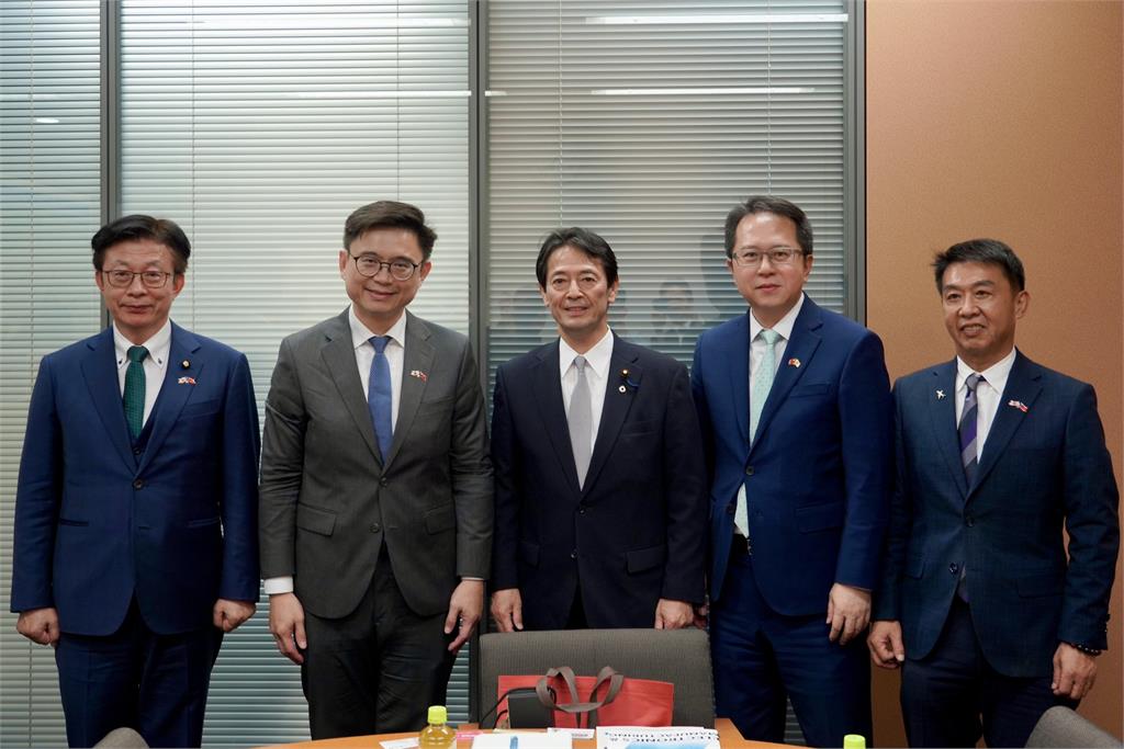 快新聞／閃電訪日拜會自民黨台灣政策小組　賴瑞隆：深化安全韌性與供應鏈
