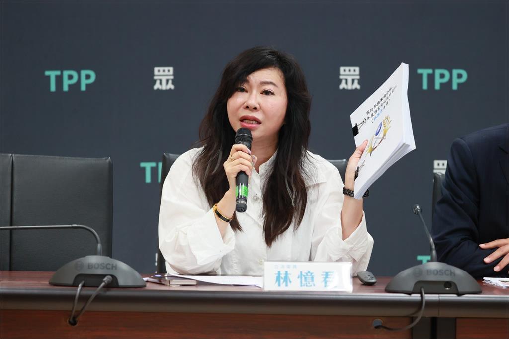 快新聞/匯率戰攻略大補丸? 黃國昌毛遂自薦:賴總統應看民眾之聲直播