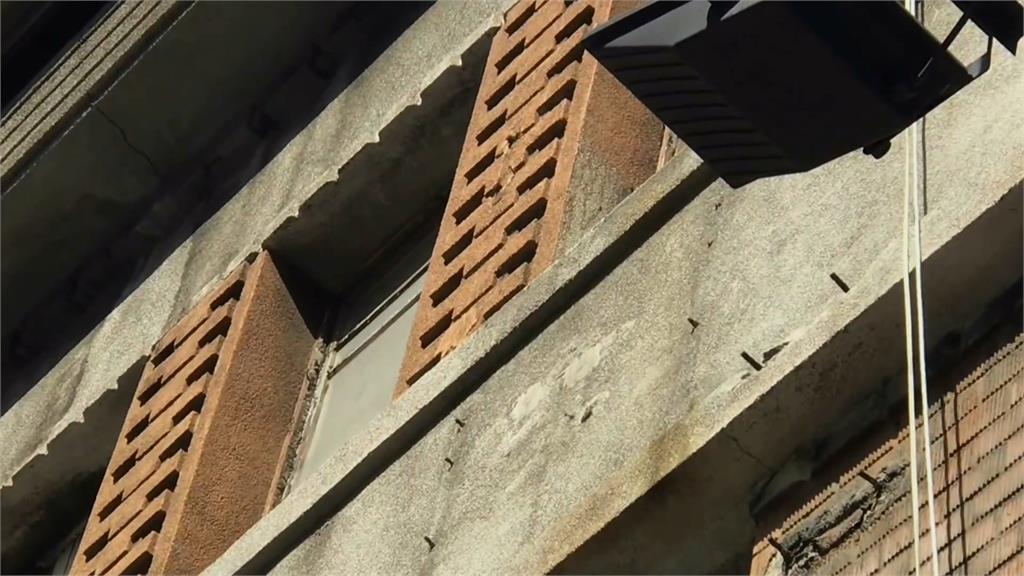 台灣趴趴走/日治台北「樂天地」紅磚白飾帶建築群 今僅剩一間老屋咖啡店!