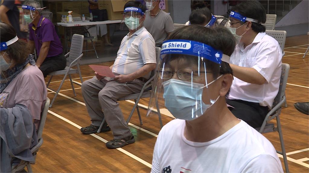 便利上班族 嘉義縣府首推「夜間疫苗接種計畫」
