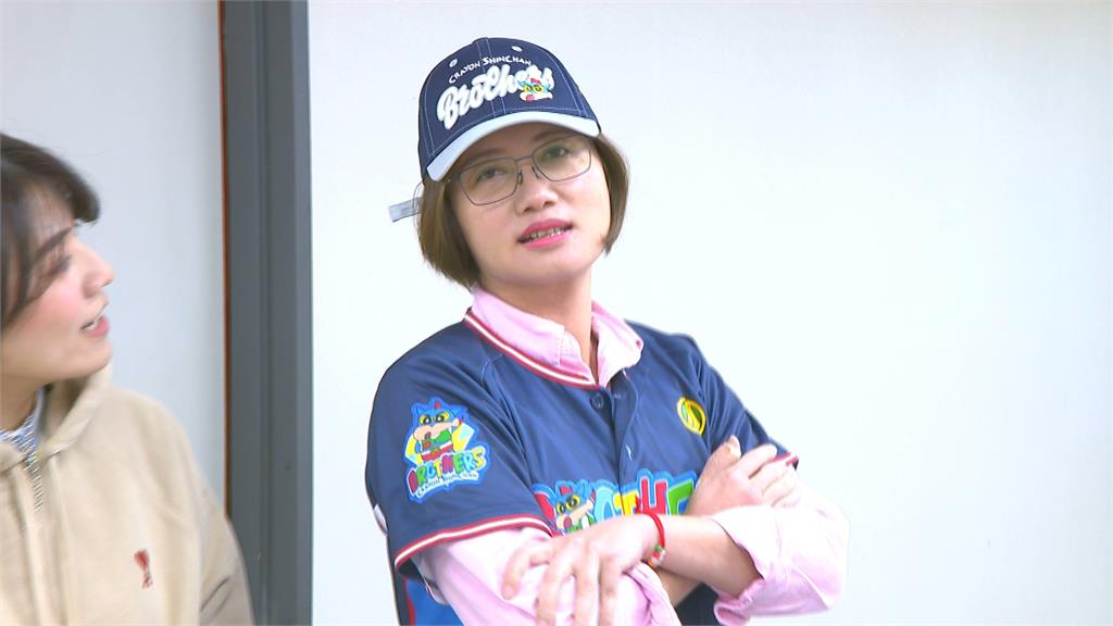 瘋追星! 顏若芳秀超狂"GD收藏" 林延鳳愛蠟筆小新