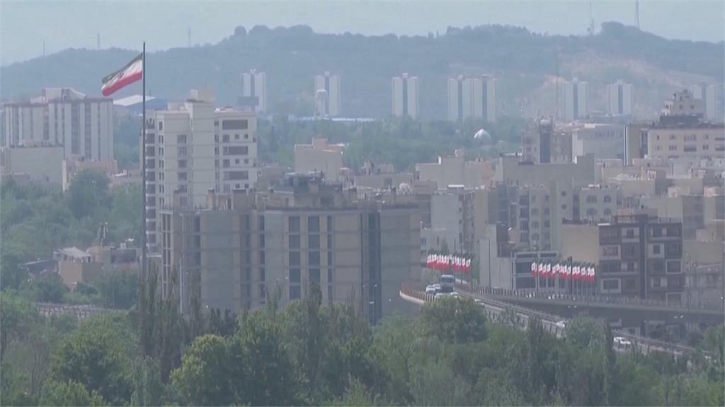 出席金磚峰會被洗臉？　印度藏人追車高喊「打倒習近平」