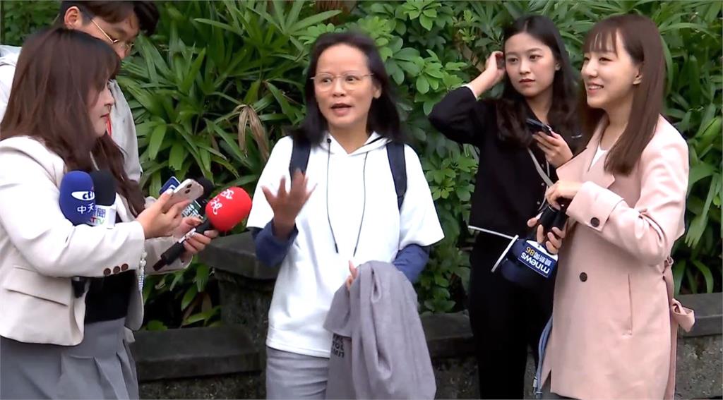 北一女教師退休後「狂登中媒」出事了？區桂芝爆「月退俸沒入帳」急回21字、認了1事