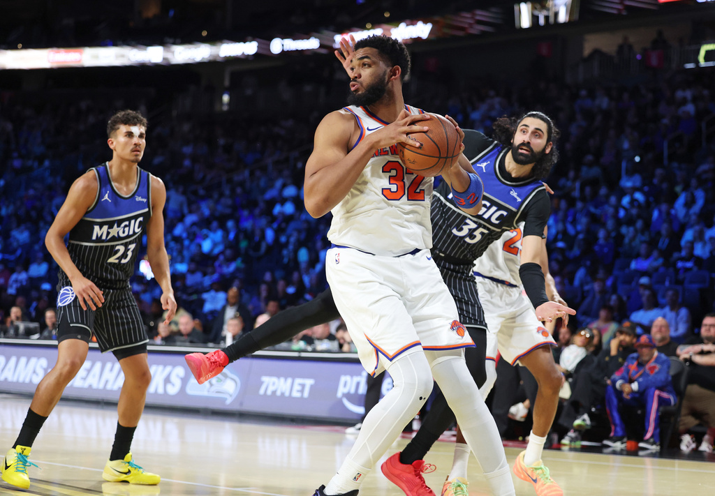 NBA(影)/小鋼炮布朗森狂轟40分!尼克率先挺進季中盃賽冠軍戰