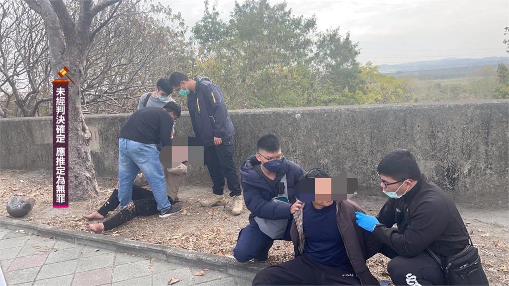 停紅燈3秒被偷走7萬! 毒雙胞胎兄弟檔當街行搶