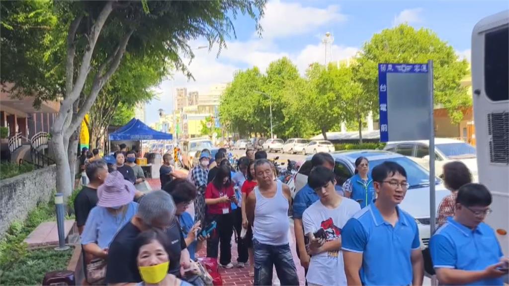 桃竹苗血荒剩7天安全庫存！　苗栗市捐血站邀民眾「捐熱血送烤雞」