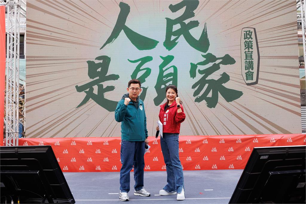 快新聞/綠台中首發宣講爆場!罷團擺攤衝連署 林右昌:台灣需要大家一起顧