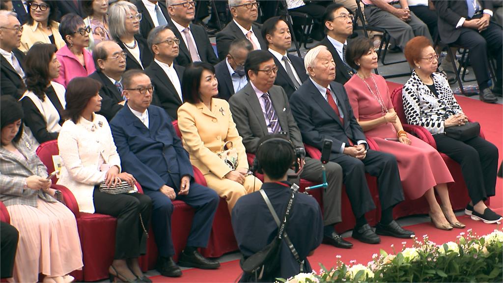 台積電美廠啟用典禮生變? 張忠謀現身驚曝「沒有ceremony」