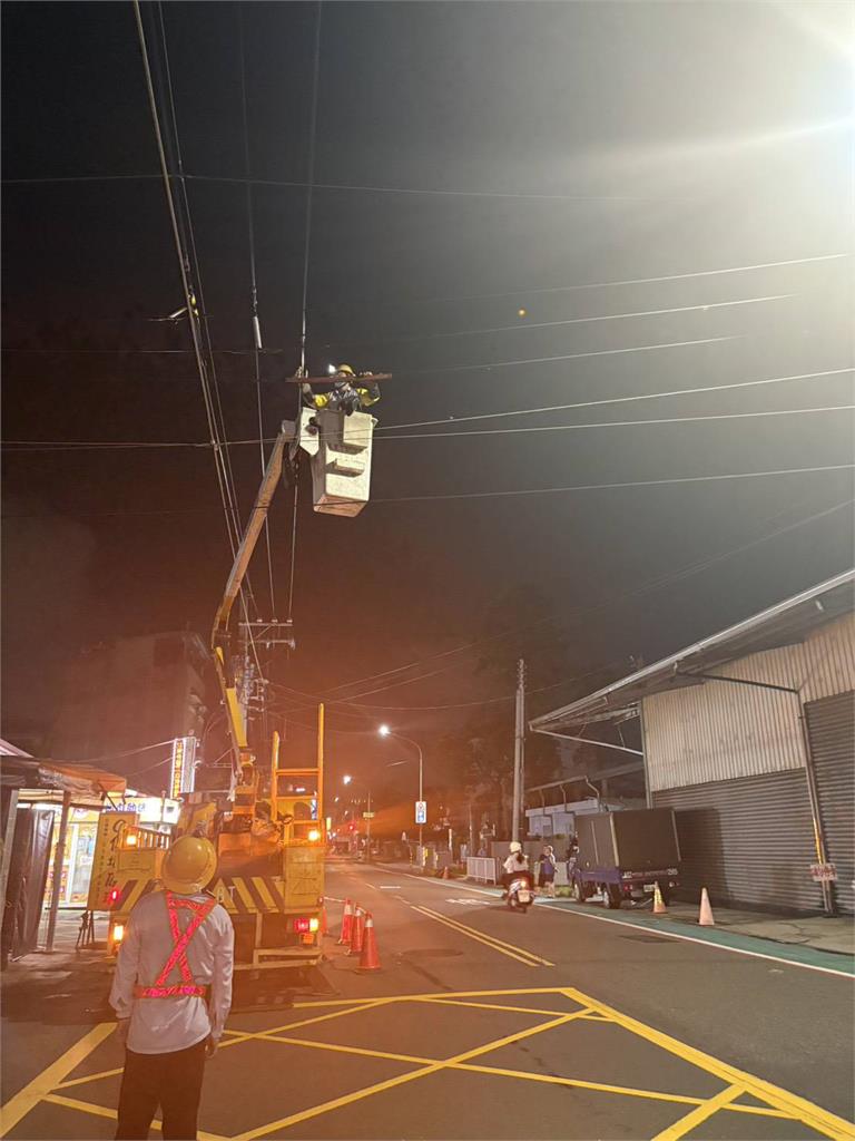 快新聞／最新！「這原因」釀高雄仁武190戶無電可用　台電急派員搶修中