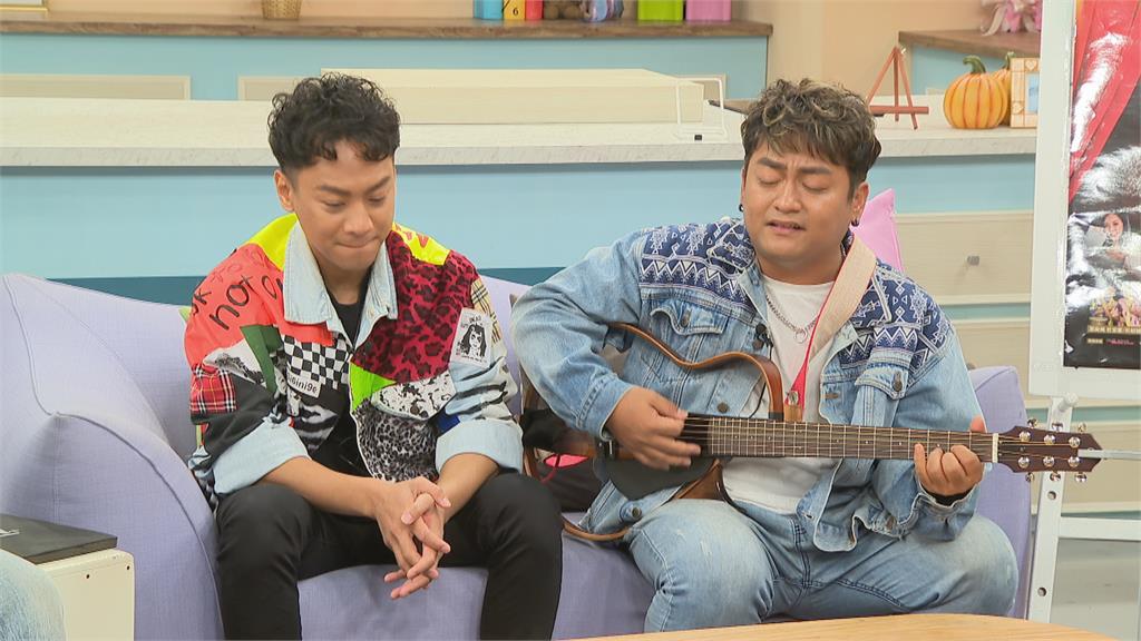 4月與陳美鳳登北流演出 「黑旋風」即興唱這首全場尖叫