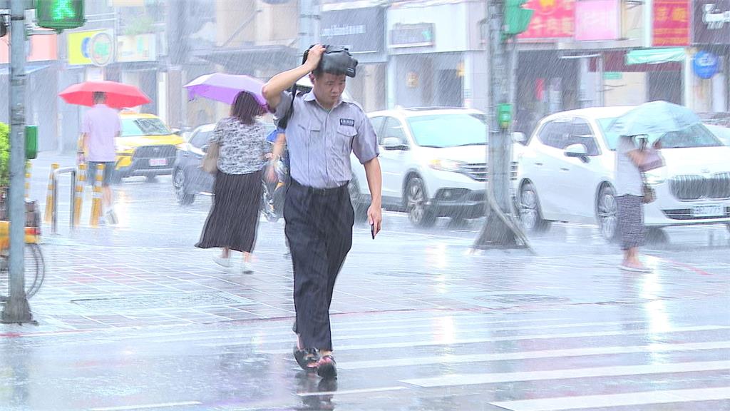 罕見雙颱引發「藤原效應」　北部、東北部週五起雨勢明顯