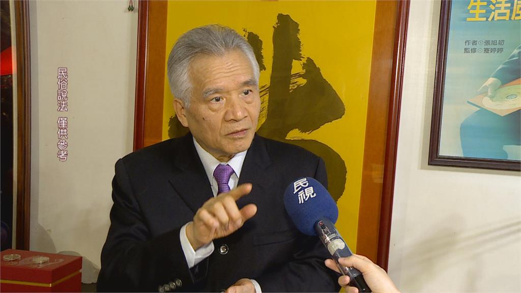 中國兔年郵票「紅眼藍兔面目猙獰」 網諷:得武漢肺炎的老鼠?
