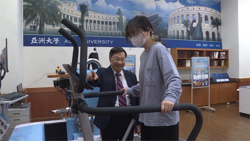 亞大年獎助學金逾1.5億 蓋第二家醫院培養2千人力畢業即就業