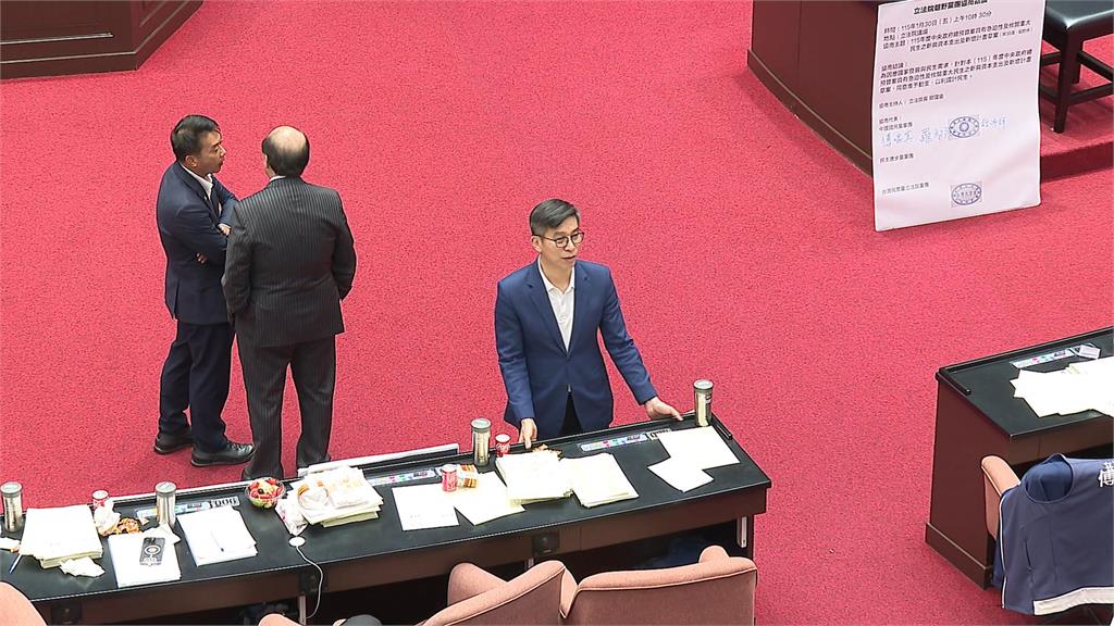 柯建銘.蔡其昌競逐總召　幹事長沒人登記　書記長僅范雲參選