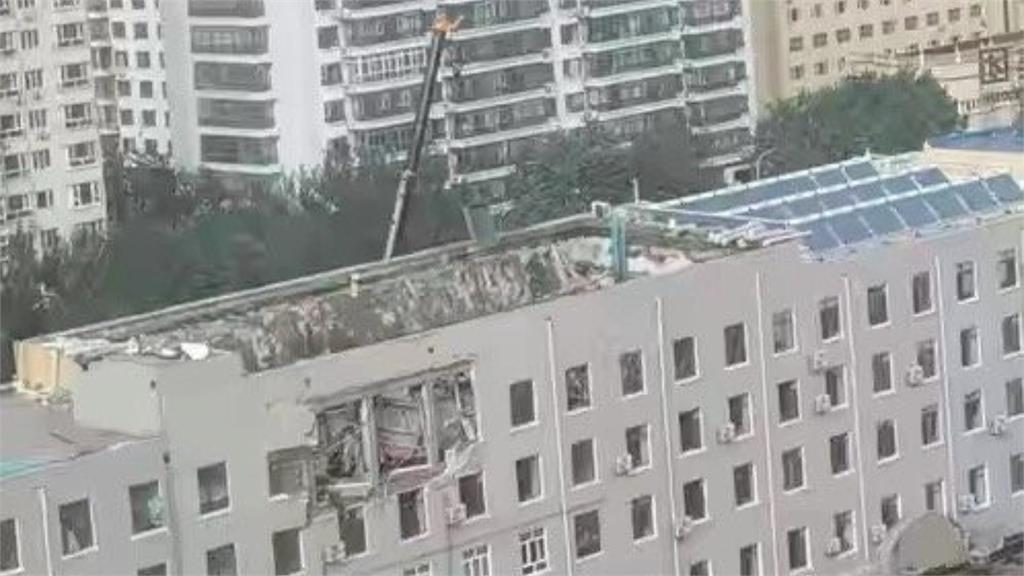 父親節悲歌！中國哈爾濱辦公大樓「天花板坍塌」11人遭活埋2人死亡