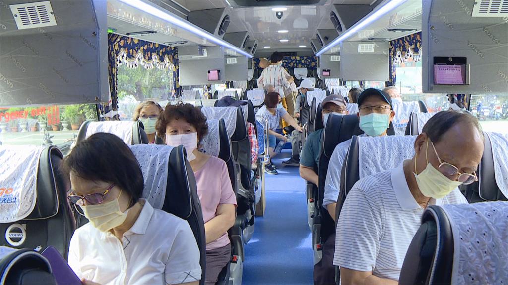 快新聞／搭遊覽車選錯位毀全台？　遊覽車低調王位曝光　導遊出「這大招」平息全車怒火