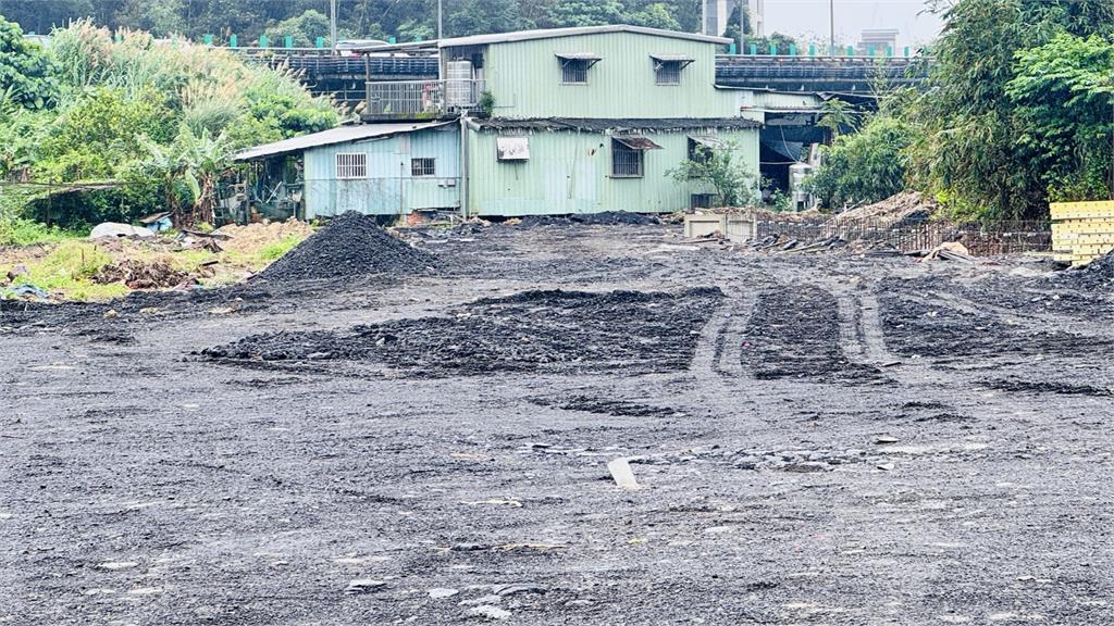 工地違法回填瀝青　瀝青油滲透「菜園毀壞」農民氣炸