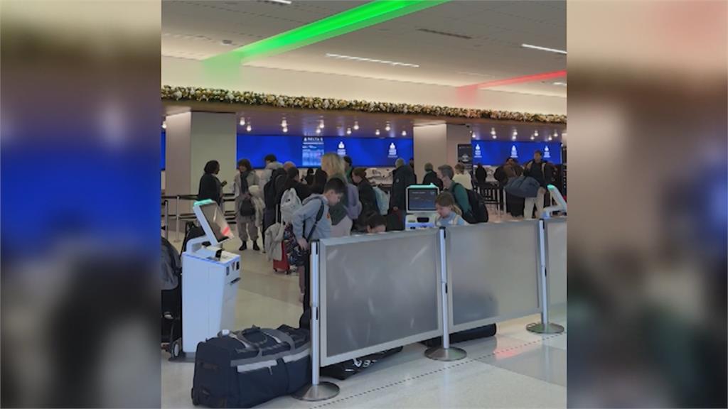 美國冰雪風暴擾亂耶誕假期　上千航班取消或延誤　逾3萬戶停電