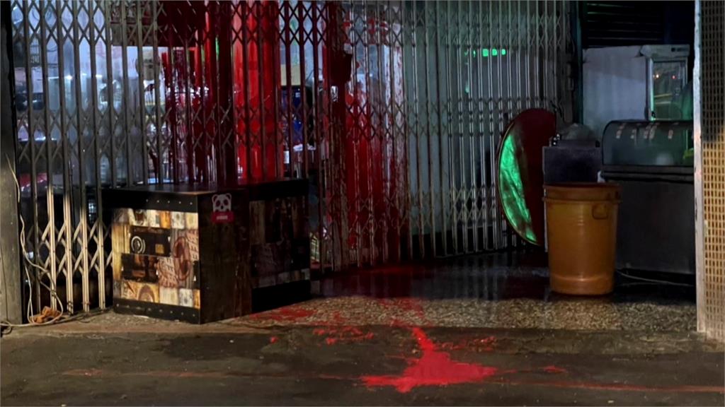 中壢小吃店半夜被潑紅漆 嫌犯辯稱是「消費糾紛」要洩憤