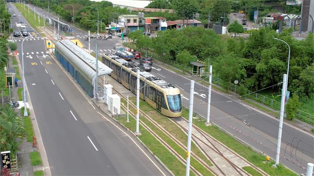 安坑居民歡呼！輕軌正式通車　試營運到一個月還能免費搭乘