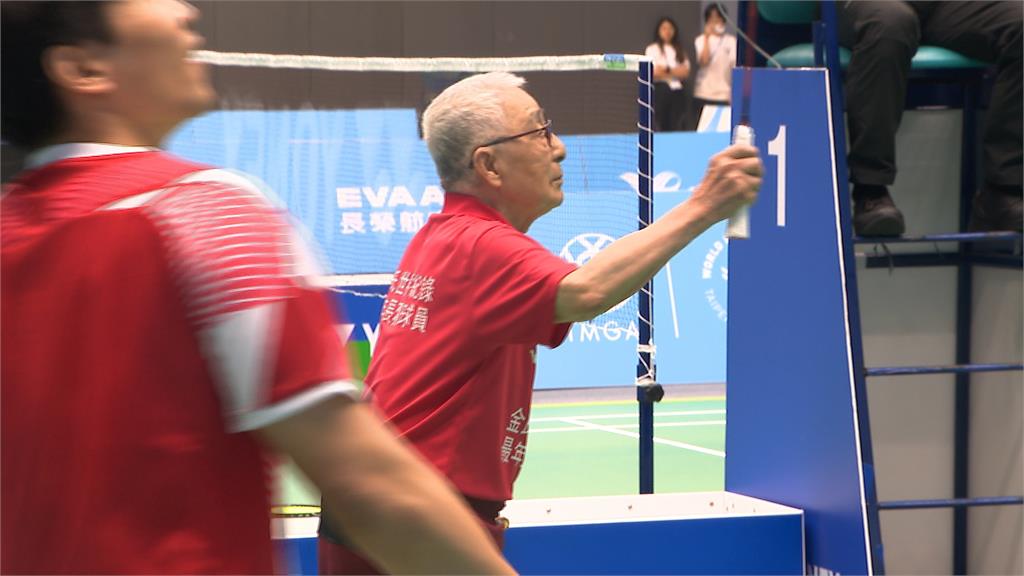 世壯運羽球賽事! 104歲林友茂合體李洋奪勝