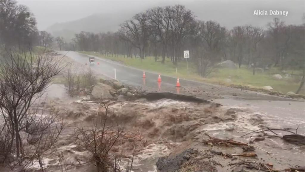 大氣河流灌爆河川潰堤　拜登宣布加州進入緊急狀態