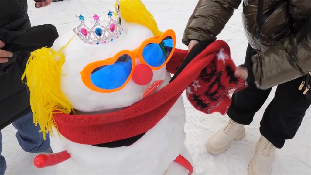 俄國辦「快閃堆雪人」作愛心 助弱勢童實現願望