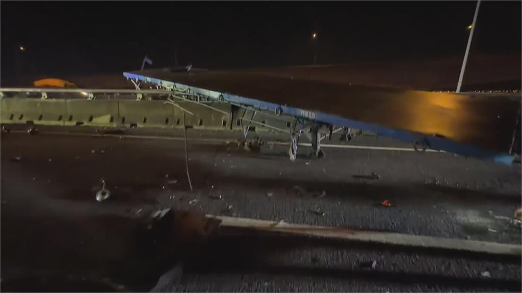 國三死亡車禍!聯結車車頭墜十公尺橋下 駕駛拋飛亡