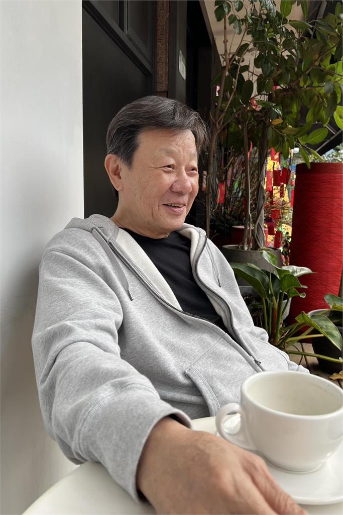 為楊紫瓊赴美「僅當2個月閃電夫妻」!69歲台灣老戲骨親曝「2人私下真實相處」