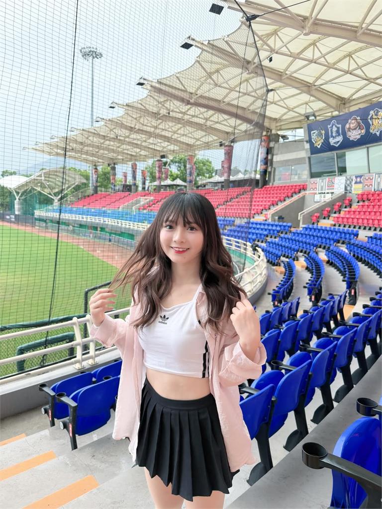 髮香來尬聊(圖影)/曾是偶像女團初代隊長!「小龍女」詩雅大爆十元、王齊麟這缺點