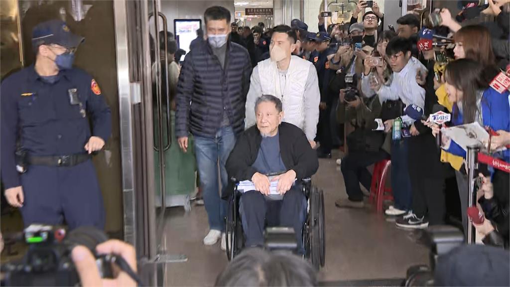 柯文哲延押2月 開庭後臉書狂發文 檢:發揮影響力干預審判