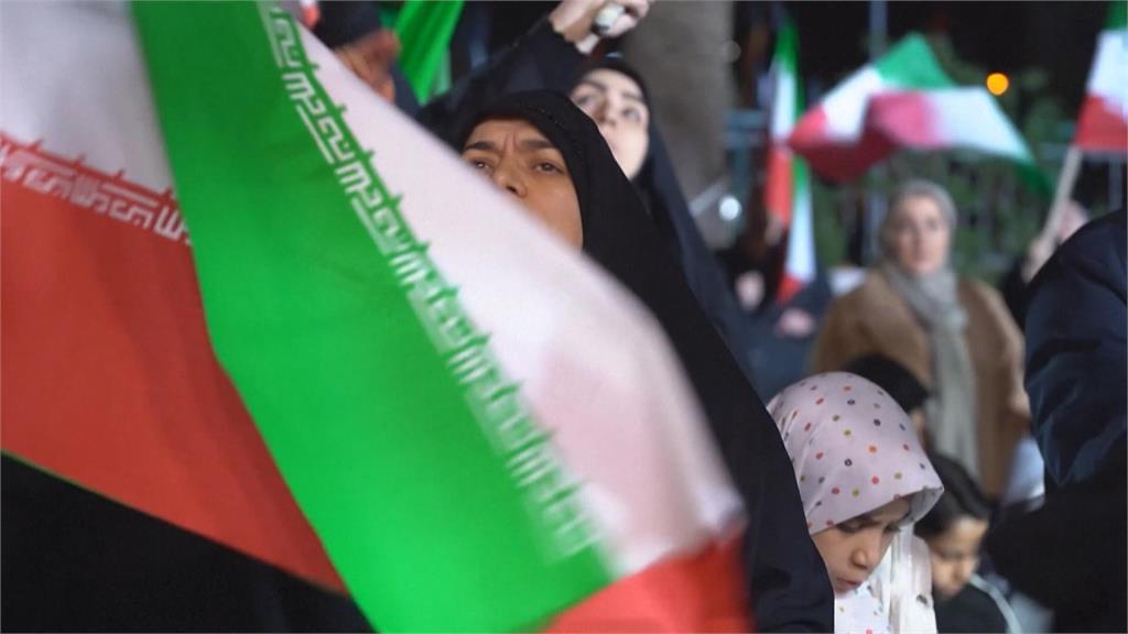 伊朗再次封鎖荷姆茲海峽！　兩商船經過遭開火