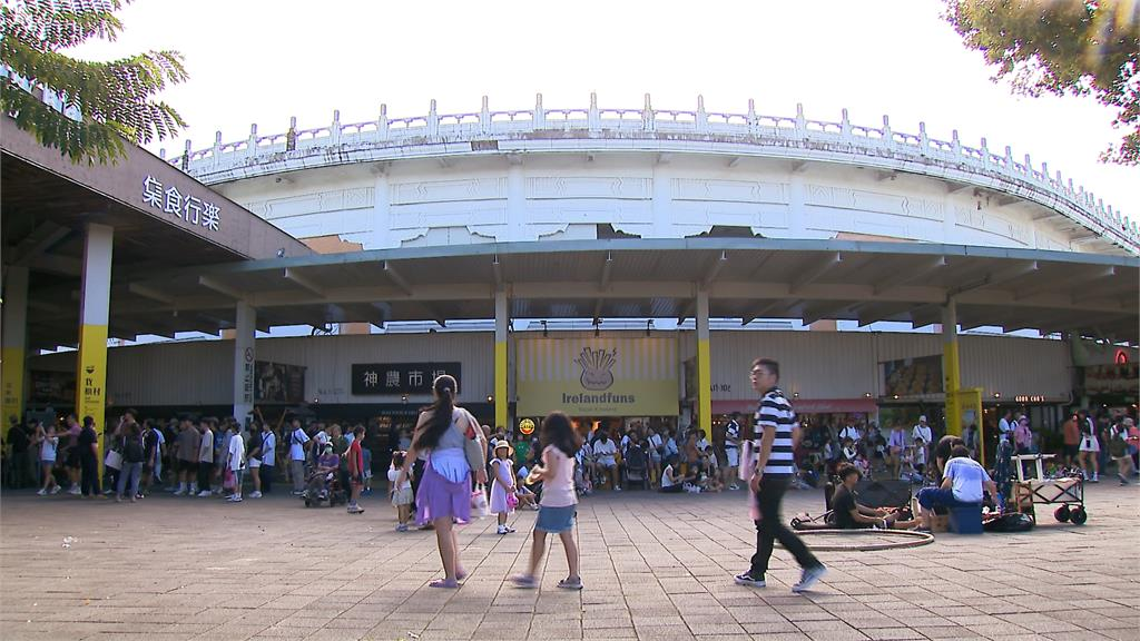 快新聞／現場抽考沒在怕！沈伯洋秒答「中山足球場」規劃　球評讚：有未來性的市長