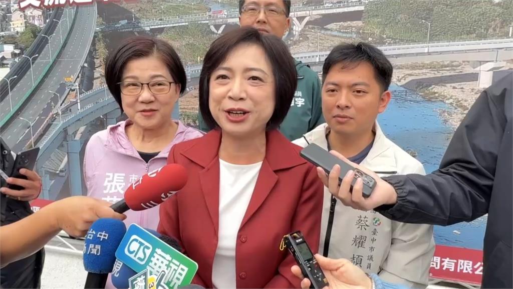 台中「馬上有錢」春聯曝光　綠營諷：快普發現金