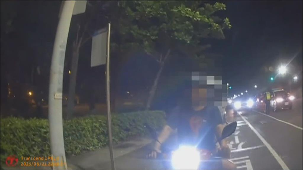 懷胎9月女2案通緝在身被逮　朋友魔性笑聲「逛街逛到被抓」