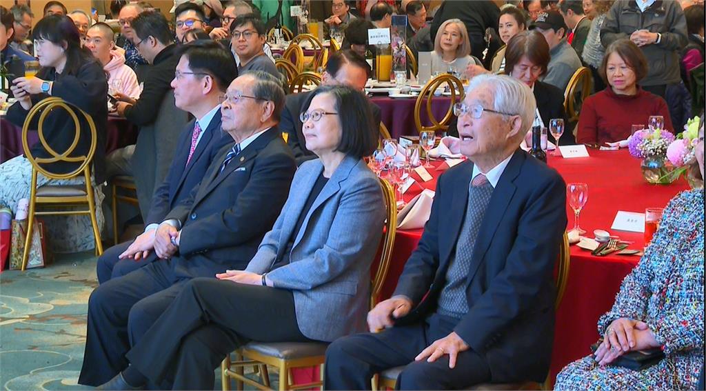 未來挑戰比過去8年困難 蔡英文喊話給賴清德更強支持