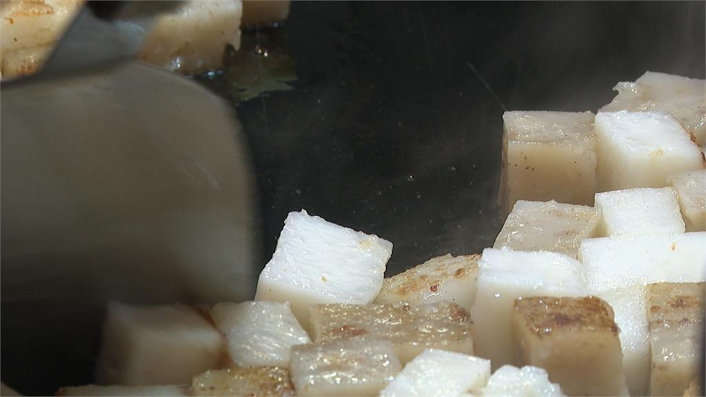 台北年貨大街最終日！攤商祭出清價　湧人潮撿便宜