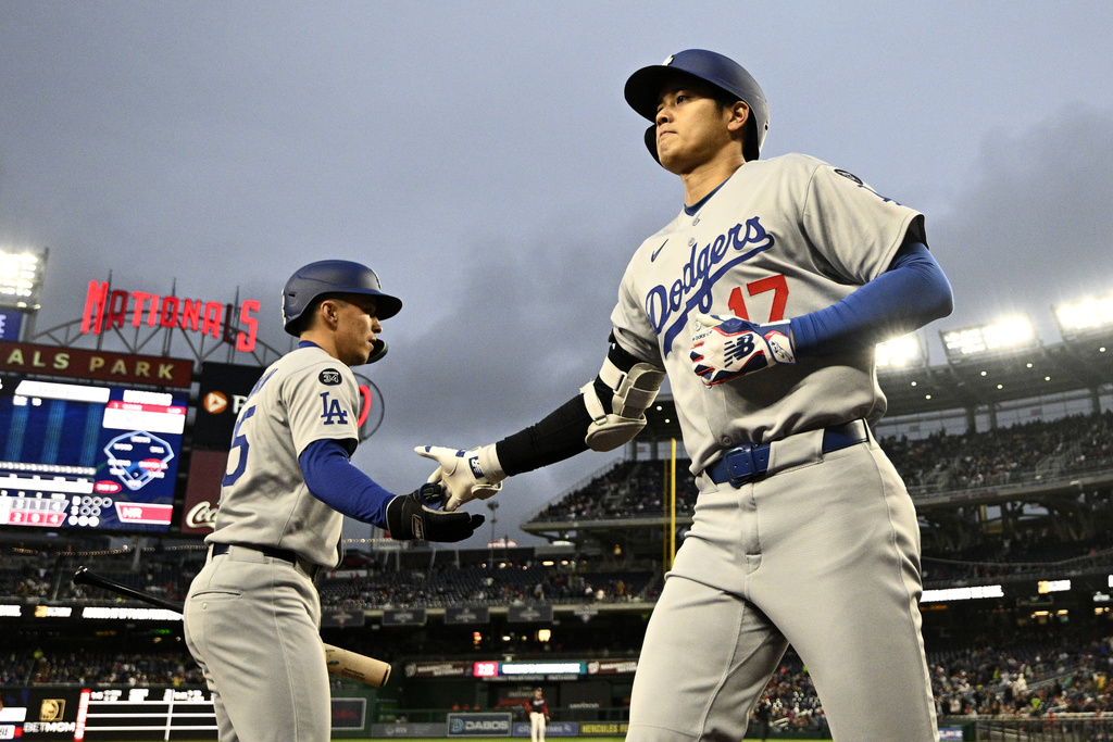 MLB/大谷翔平廣告POSE爆紅!好麻吉山本由伸笑稱:下次也想學