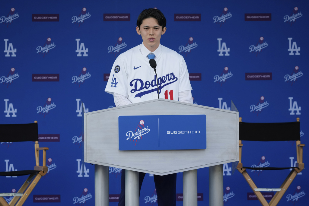 MLB(影)/正式加盟穿上道奇隊11號球衣 佐佐木朗希:我的旅程才正要開始