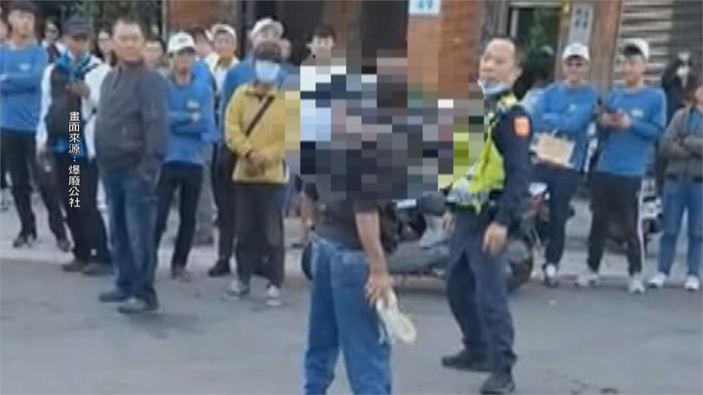 酒空鬧事糗了! 男子酒醉擋廟會遶境隊伍遭驅離 竟脫鞋砸警被送辦