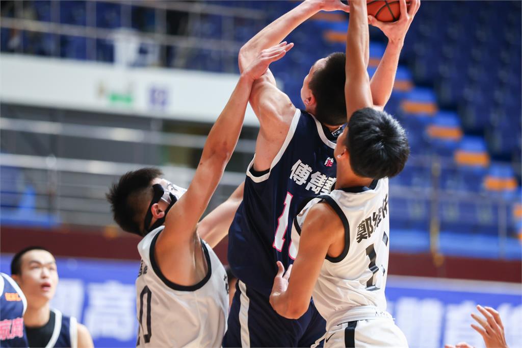 HBL(影)/高中甲級籃球聯賽 混血王子傅雋堯領軍能仁家商2連勝晉12強