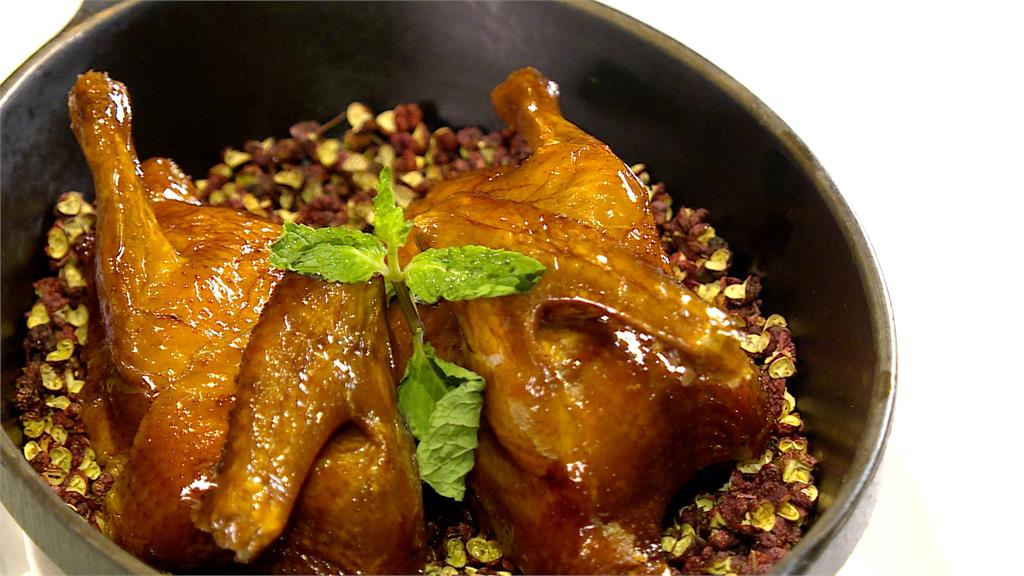 粵菜乳鴿遇上四川花椒 外皮薄脆肉質滑嫩