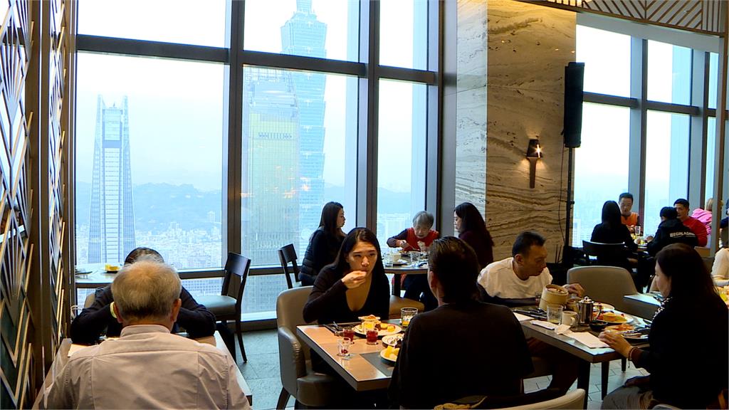 101煙火第一視角餐廳搶翻! 蔬食餐飲跨年夜「這位置」秒殺