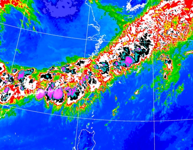 梅雨強灌驚見「堰塞湖」！南投加走寮溪邊坡崩塌「上游蓄水10萬噸」水保署示警