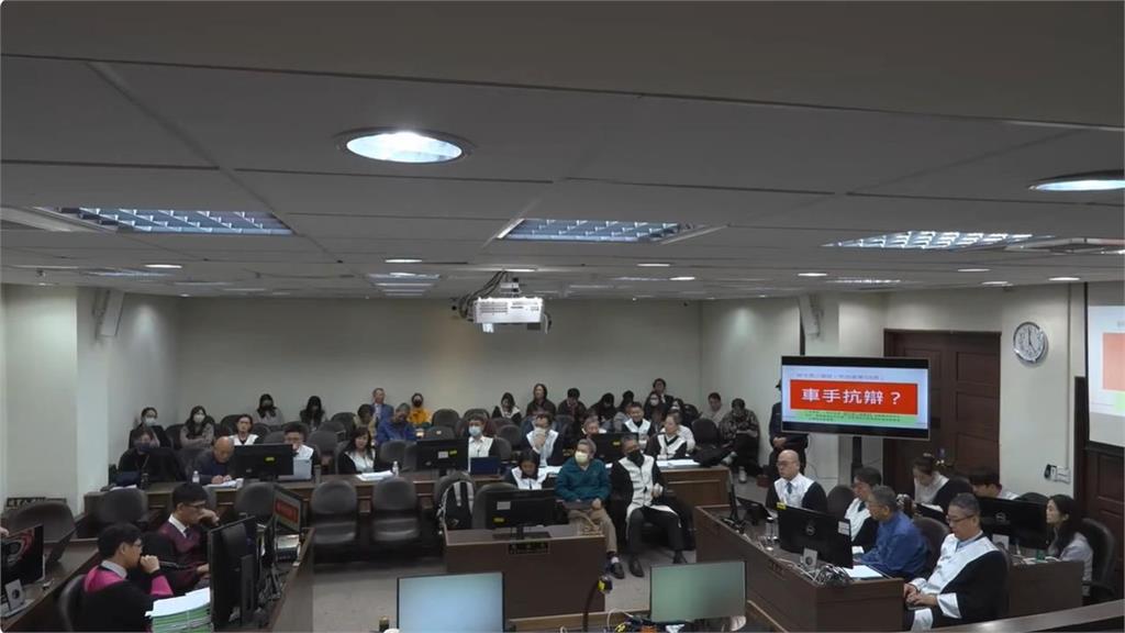 柯文哲二審有救了？律師驚見黃國昌「1身分震撼變動」網笑瘋：非常適合