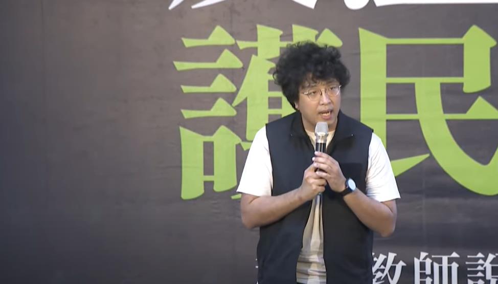 快新聞/沈伯洋再轟國會濫權!曝黃國昌傅崐萁想當總統 官員不聽話就坐牢