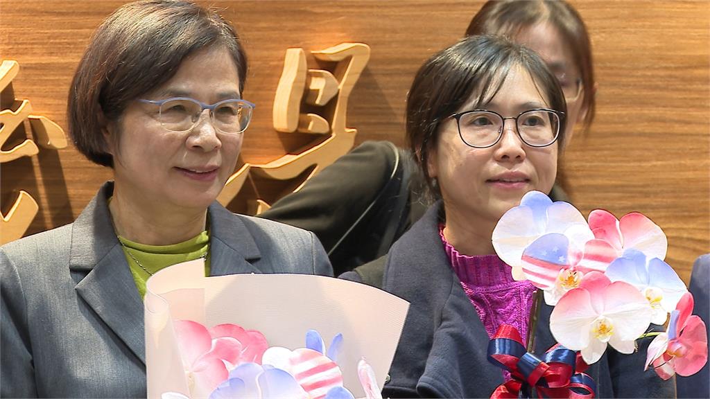 鄭麗君、楊珍妮今晨抵台　賴總統：感謝讓台灣在變局中爭取最佳競爭位置